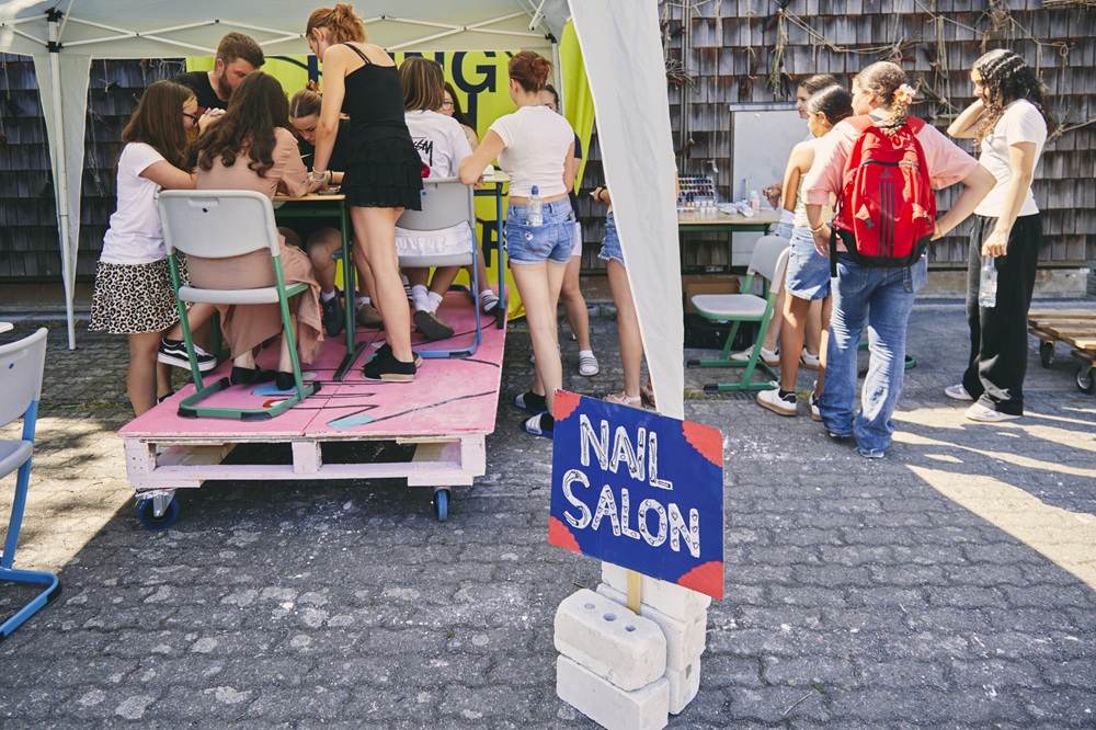 Nail Salon